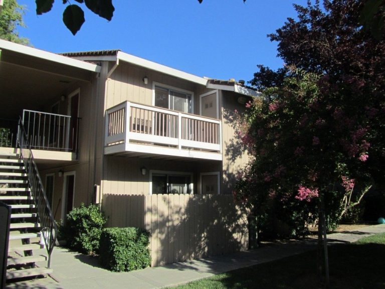 Bush Creek Apartments Ridge Capital Investors, LLC